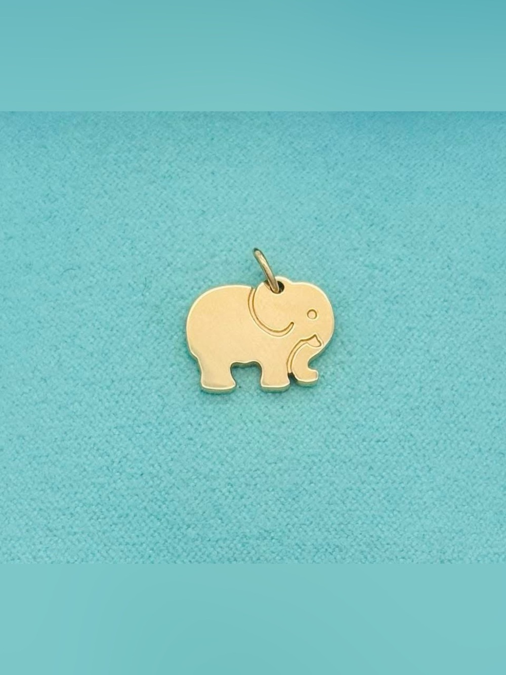 Tiffany & Co.
Elephant Never Forgets” Rose Gold Charm - Picture 8 of 8